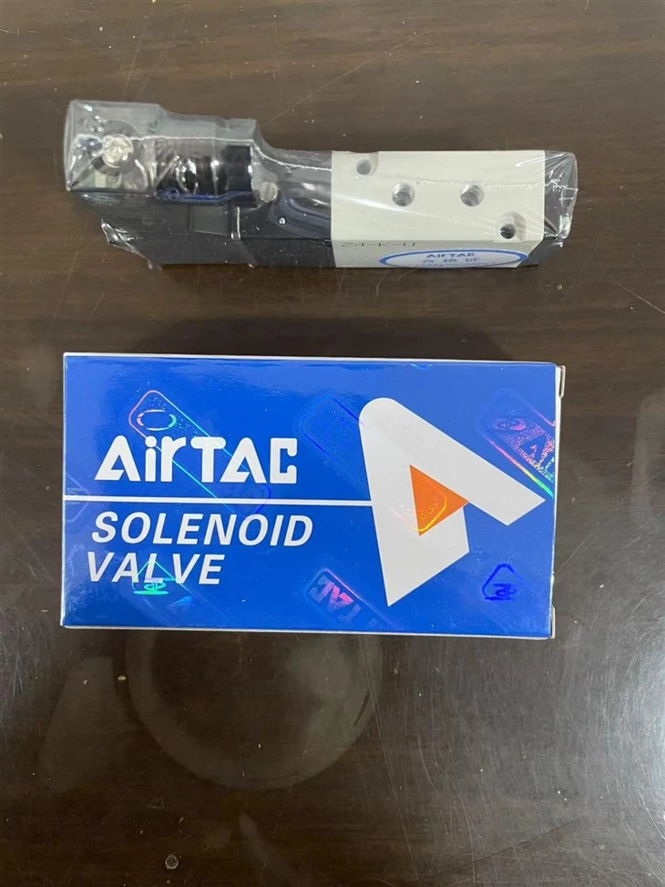 AIRTAC 4V110-M5 DC24V (3)